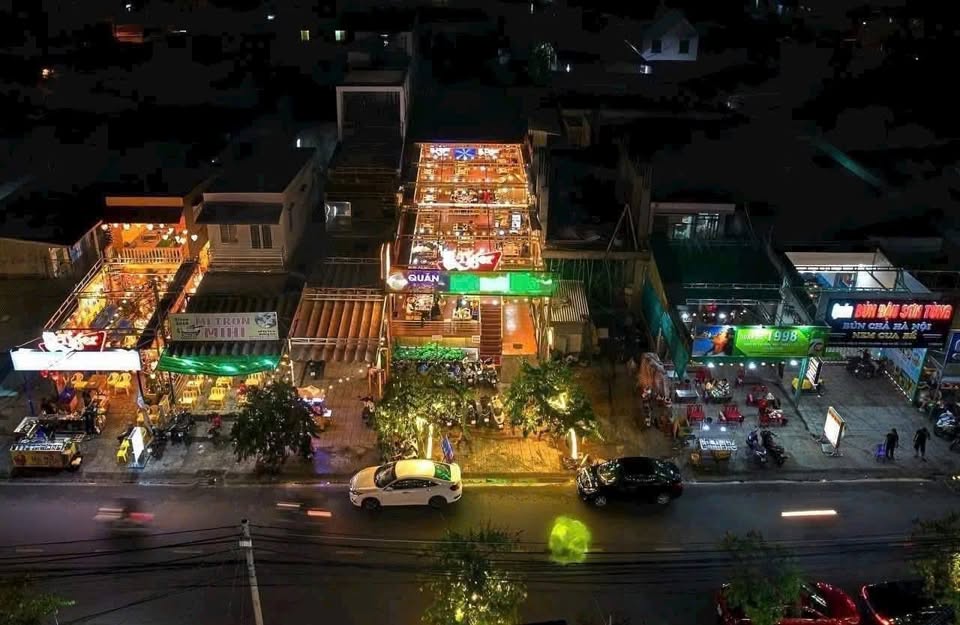 Mặt bằng đầu hẻm 51, rộng rãi, thoáng mát, giá hời