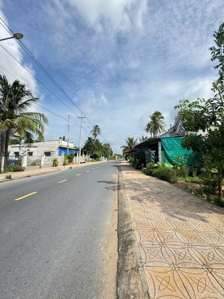 Hai nền 1,29 tỷ, sổ hồng riêng, hướng Nam mát mẻ