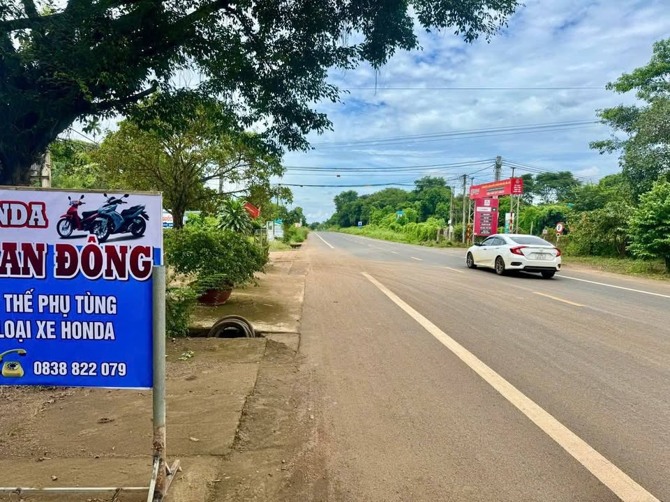 Bán nhanh lô đất diện tích lớn, tọa lạc tại khu vực gần Khu Du Lịch Troh Bư