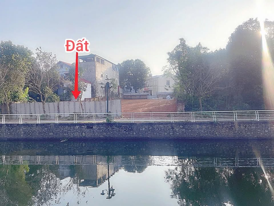 Bán lô đất nền 102m2 tại Vĩnh Yên, Vĩnh Phúc, view hồ sinh thái Đồng Tâm, đường ô tô tránh