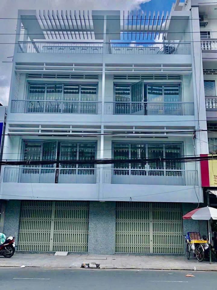 Nhà mặt tiền Nguyễn Trãi - Long Xuyên, vươn tầm kinh doanh, an cư lạc nghiệp