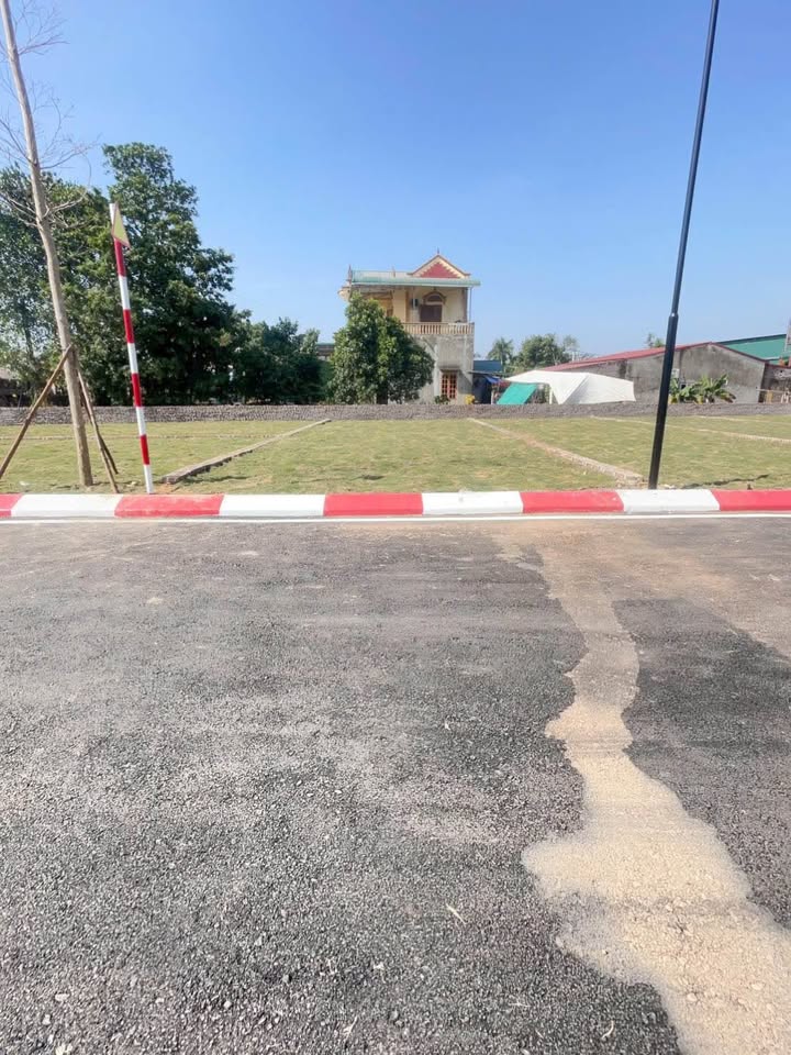 Bán đất Xuân Mai 85m2, mặt tiền 5,5m, view hồ cực chill