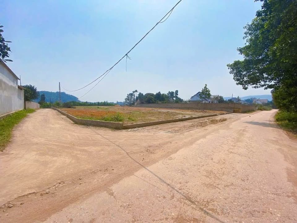 Bán đất Sóc Sơn, 306m², mặt tiền 12.4m, giá nhỉnh 3 tỷ