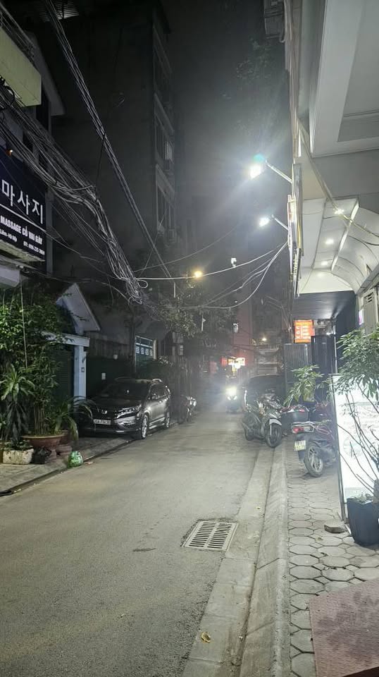 Nhà mới 36m² gần Vinmart, ngõ ô tô tại Đình Thôn, Cầu Giấy