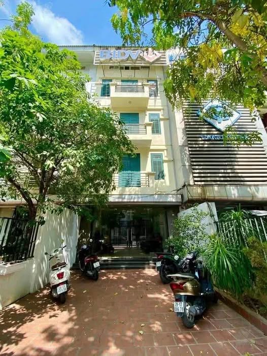 Bán nhà đẹp dân xây tại Nam Từ Liêm, Hà Nội, 5 tầng, 41m2, ngõ 2 ô tô tránh