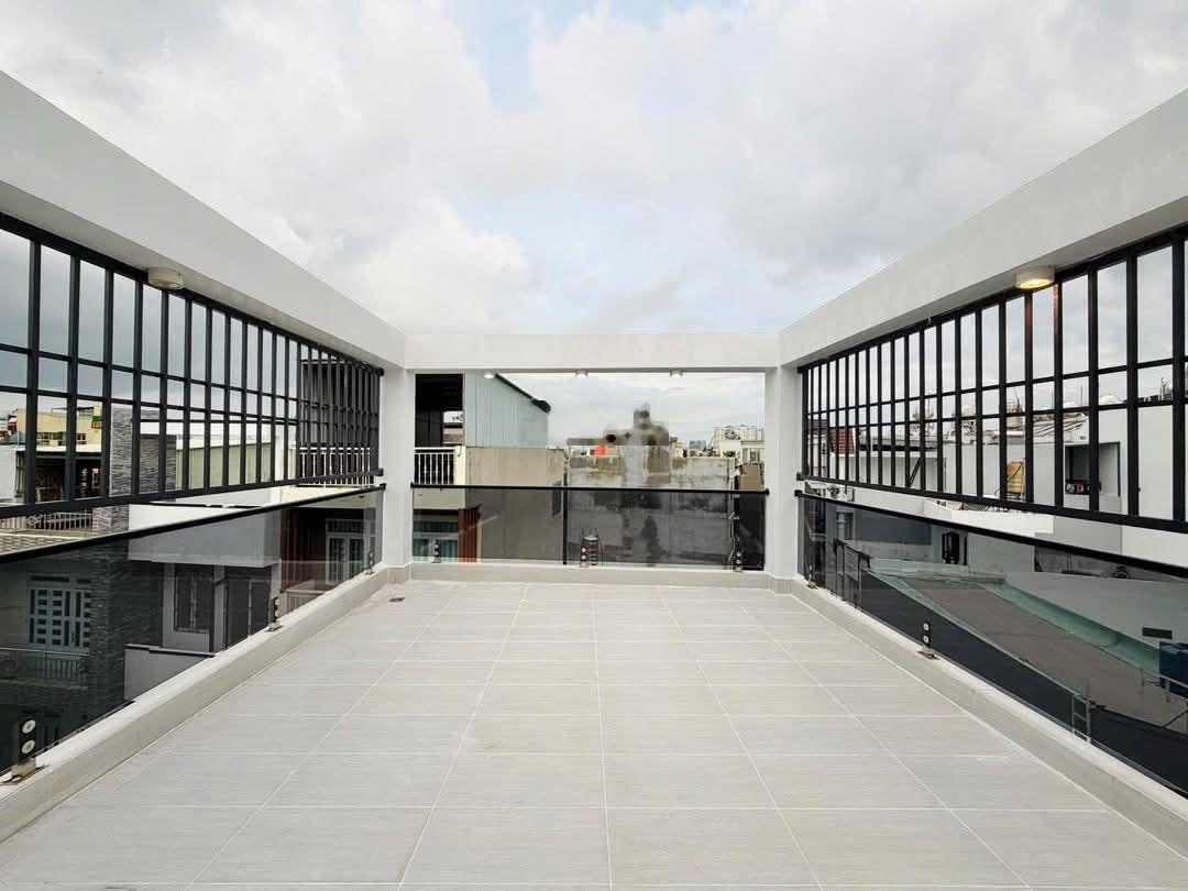 Độc quyền view Landmark 81 chỉ 4TỎI sở hữu nhà 72m2 đường Nguyễn Hữu Cảnh-Bình Thạnh. Cho thuê 25tr