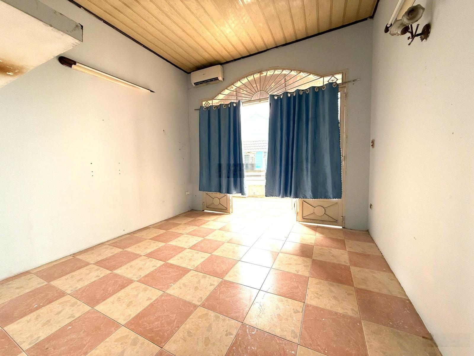 Cho thuê Phòng 154/ Âu Dương Lân P3 Q8. (25m2) ô tô đỗ cửa, từ 2tr/ph