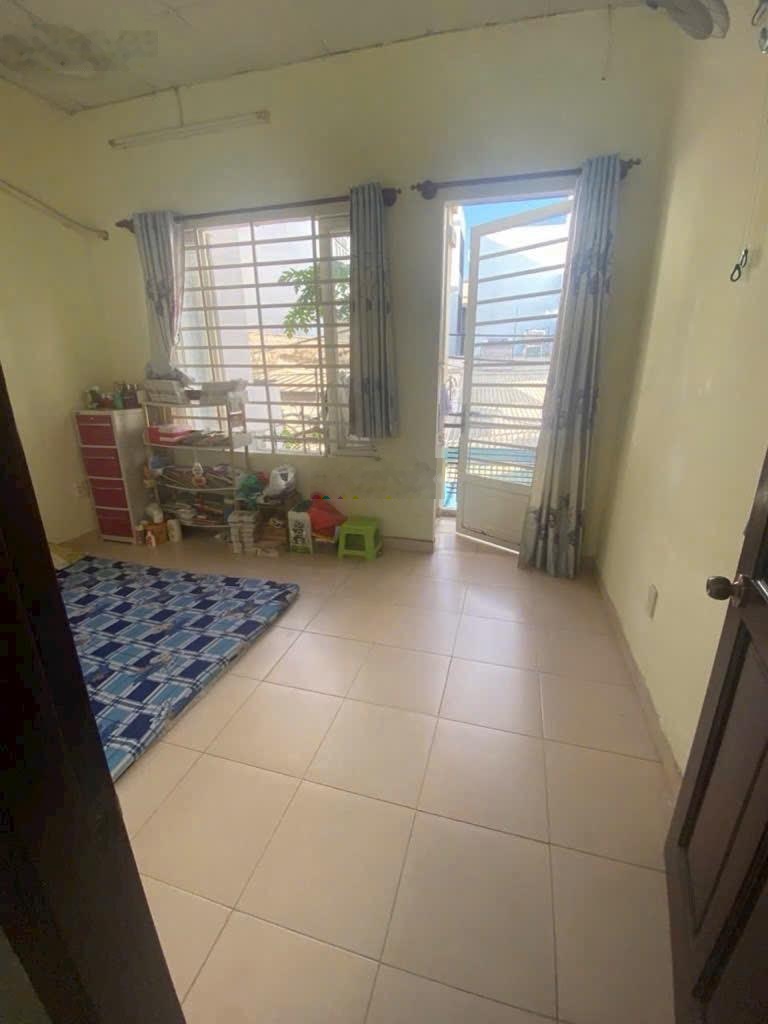 Bán gấp nhà đẹp Bình Chánh DT 80m2