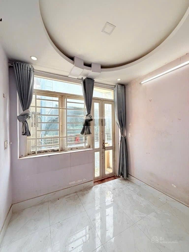 Nhà nhỏ 4,45 tỷ còn tl ngay chợ lý thường kiệt, gò vấp hẻm thông ra nguyễn thái sơn.