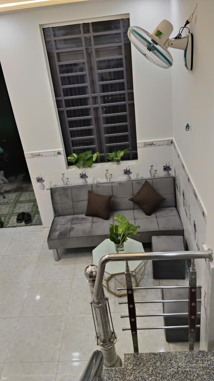 Nhà đẹp vị trí sau chợ nữ dân công gần trường gần mọi tiện ích