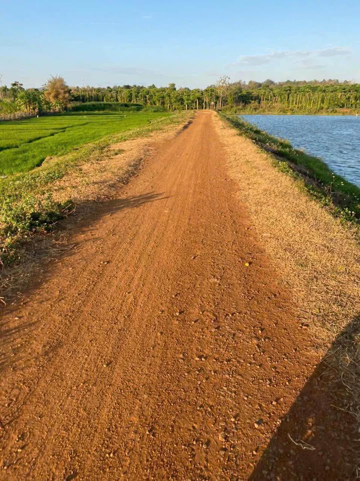 Bán đất 1,8 sào, view hồ Ông Ngãi, giá giảm sâu còn 1,3 tỷ