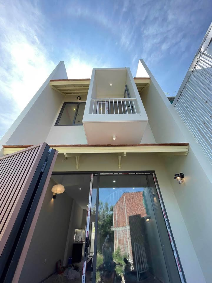 Bán gấp nhà 2 tầng kiên cố, giá tốt nhất khu vực Thủy Xuân, Huế