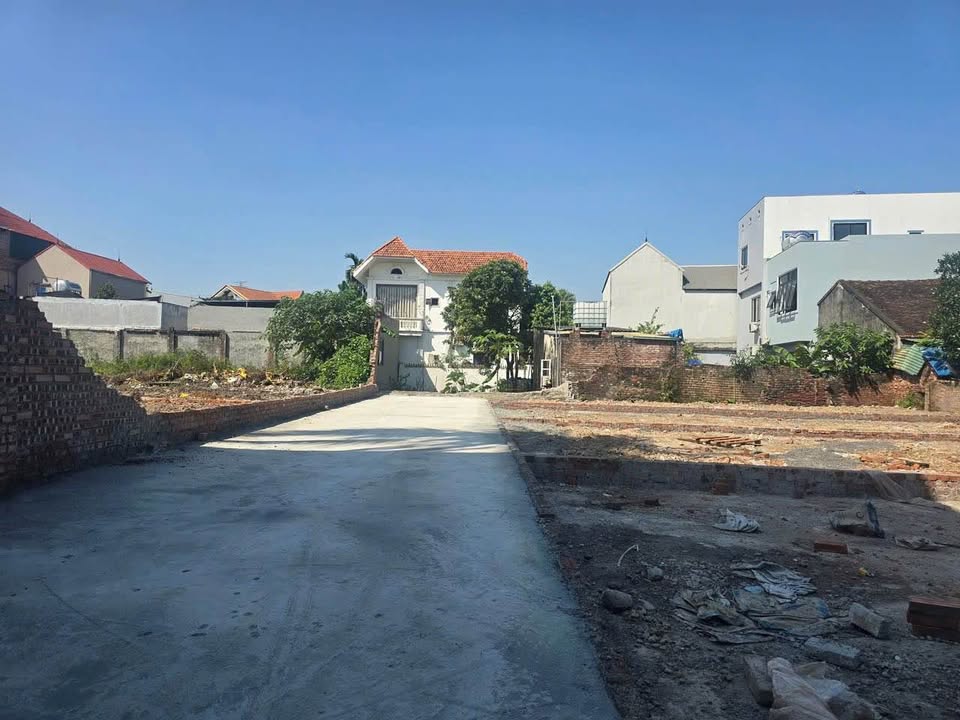 Siêu phẩm đất nền vừa được phân lô tách thửa, sẵn sàng chờ chủ mới tại khu vực chợ Phú Nghĩa cũ