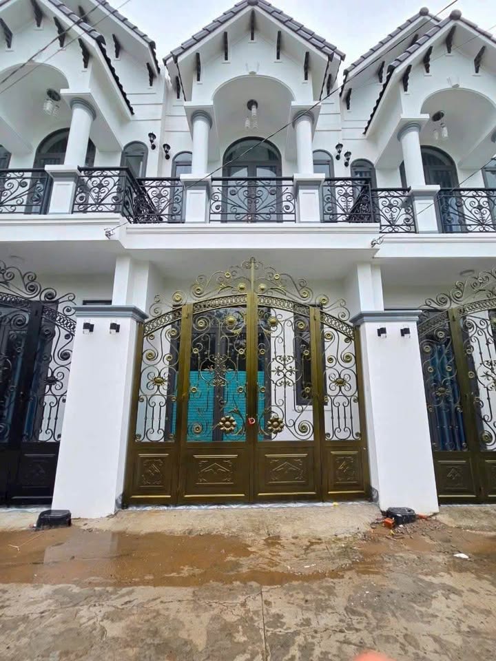 Nhà mặt tiền Rạch Ông Dựa, 3 ngủ, giá yêu thương 5 triệu/tháng