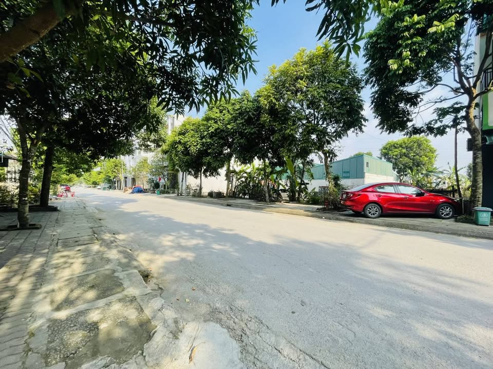 Siêu phẩm nhà 2 tầng sẵn sàng đón chủ nhân mới, chỉ việc xách vali vào ở ngay