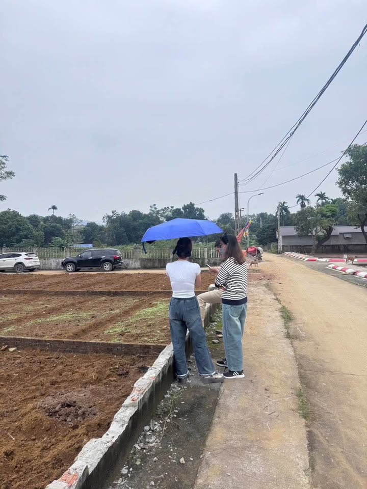 Đất nền Cố Thổ - Lương Sơn 104m2, mặt tiền rộng 6.5m, ngõ ô tô tránh