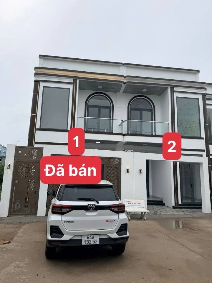 Bán nhà 1 trệt 1 lầu mới, 4 phòng ngủ, Vĩnh Long - 3 tỷ