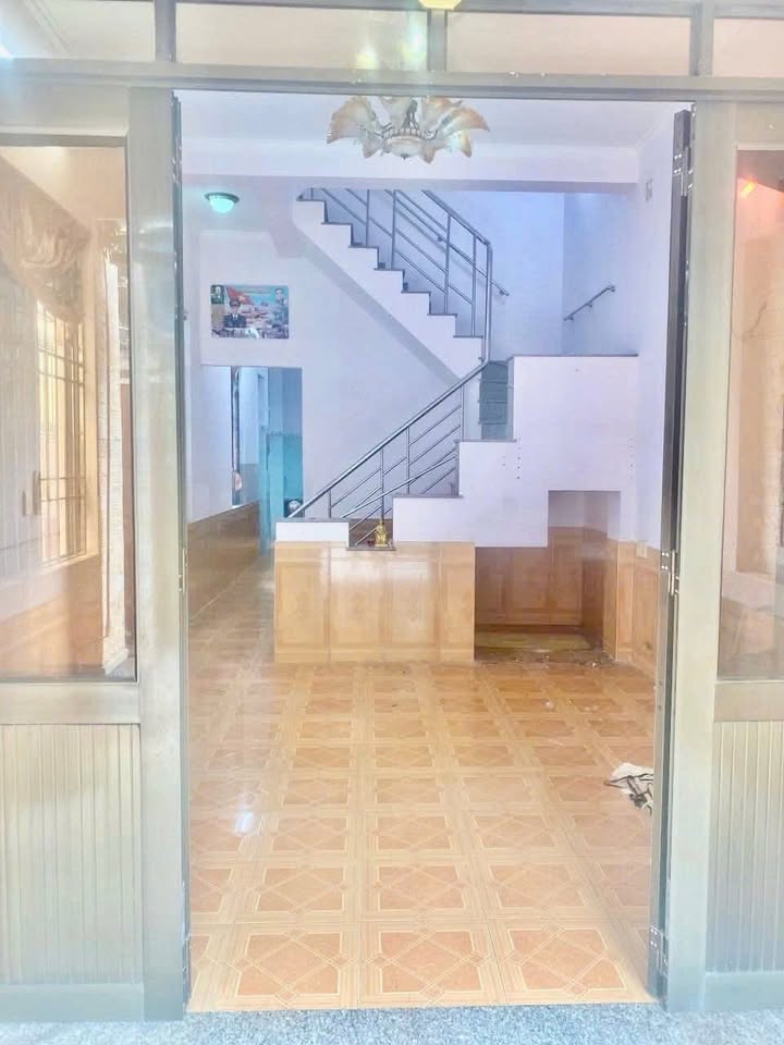 Bán nhà 1 trệt 2 lầu hẻm ô tô Bình Giã, 117m², gần biển Vũng Tàu - Giá 7,8 tỷ