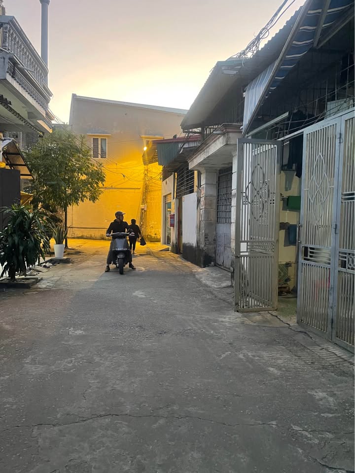 Nhà cấp 4 ấm cúng, 40m2, mặt tiền 4m, gần Chùa Tranh