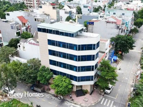 Tòa nhà 5 tầng mặt tiền kép đắc địa tại Dĩ An, giá giảm sâu còn 19,5 tỷ