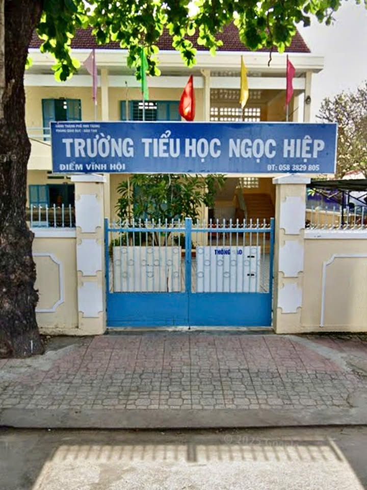Nhà xinh dưới 2 tỷ, 2 phút ra biển Nha Trang - Cơ hội có 1-0-2
