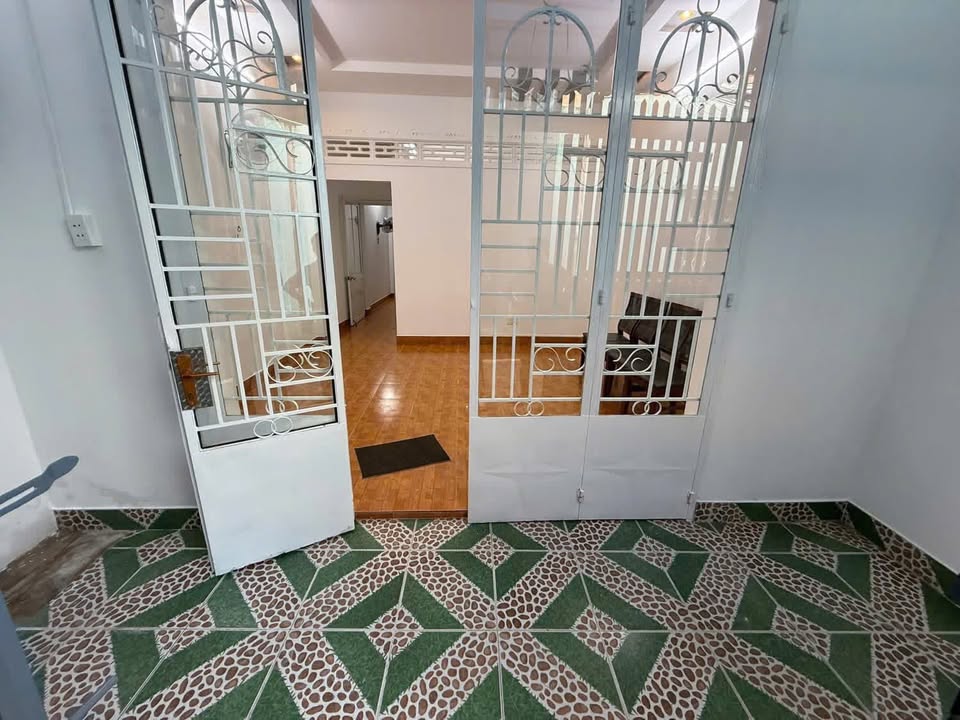 Bán nhà tại hẻm Đasu, Phường 4 (cũ), trung tâm Vũng Tàu, cách hẻm ô tô chỉ 30m