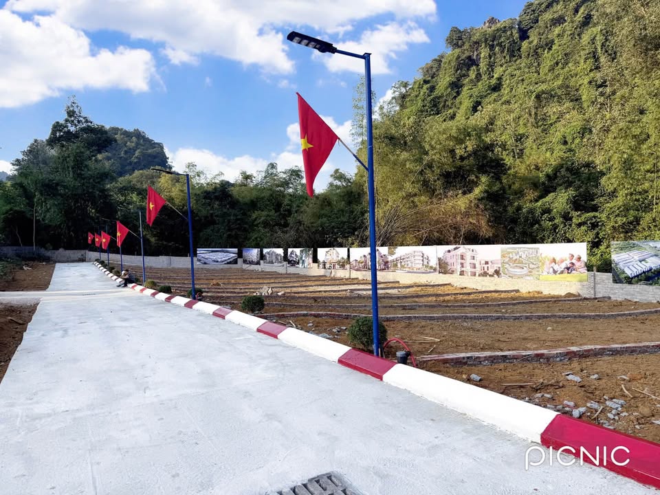 Bán 14 lô đất nền Lương Sơn, Hòa Bình mặt tiền 5m, sâu 18,5m