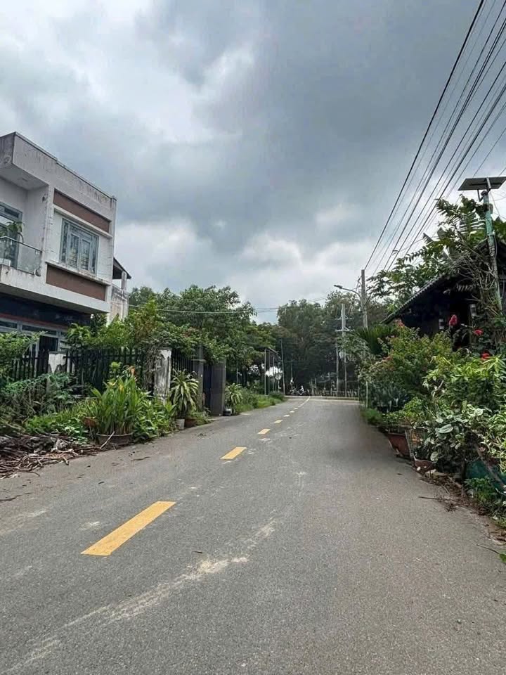 Bán đất nền tại Long Tâm, Bà Rịa, lô góc 130m2, sổ riêng, đường 8m, giá 2.45 tỷ