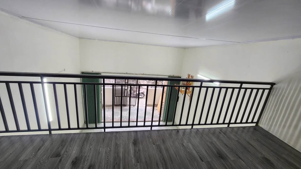 Nhà cấp 4 gác xép 70m2, mặt tiền 5m tại Quảng Thắng, giá 1,8 tỷ