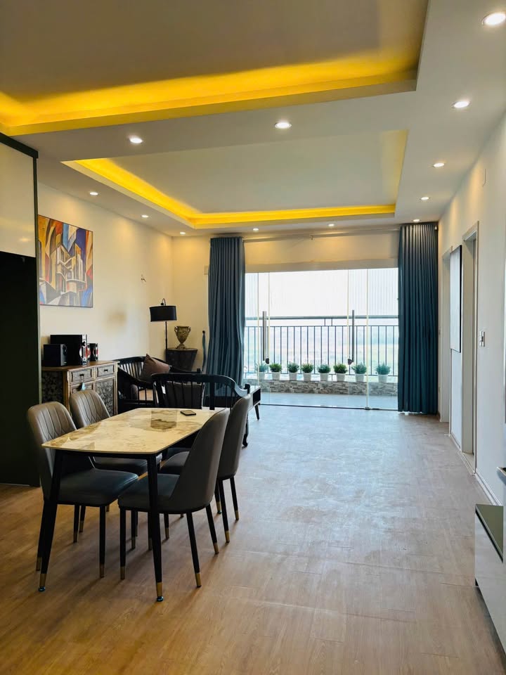 Bán căn hộ tại chung cư Thanh Hà, diện tích 80m², căn góc, view đẹp, dọn về ở ngay, không cần sửa chữa