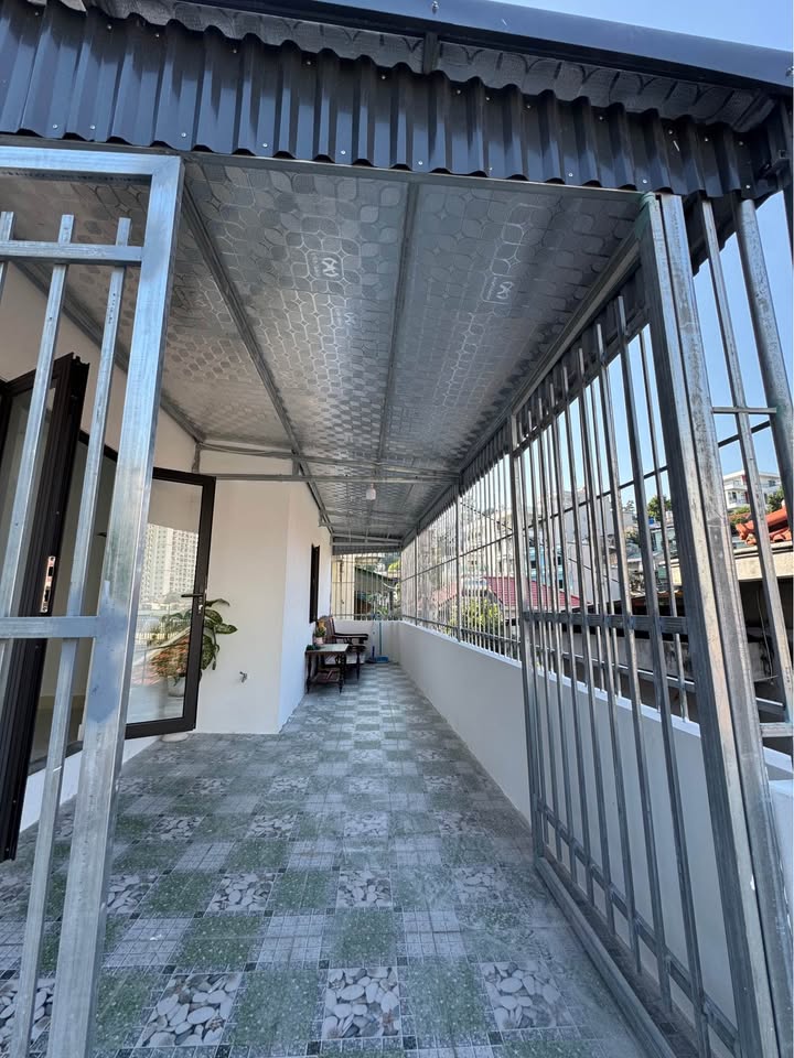 Bán nhà cấp 4, 2 phòng ngủ tại phường Trần Hưng Đạo, thành phố Hạ Long