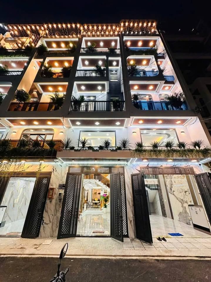 Chào bạn, mình có một số căn nhà mới xây cực kỳ tâm huyết tại khu phân lô đường Thạnh Lộc 37