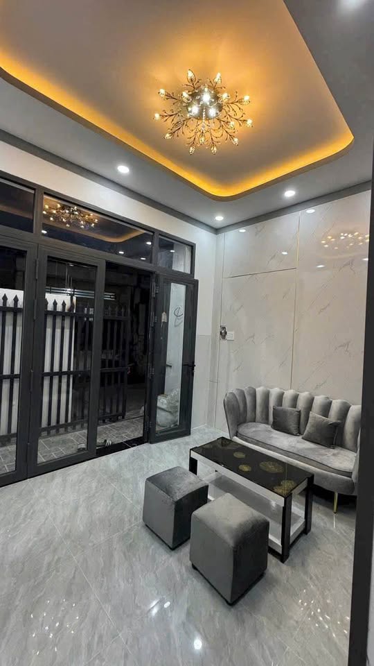 Bán nhà trung tâm Phường 5, Bến Tre, sẵn sàng kinh doanh, 32m2, giá 890 triệu