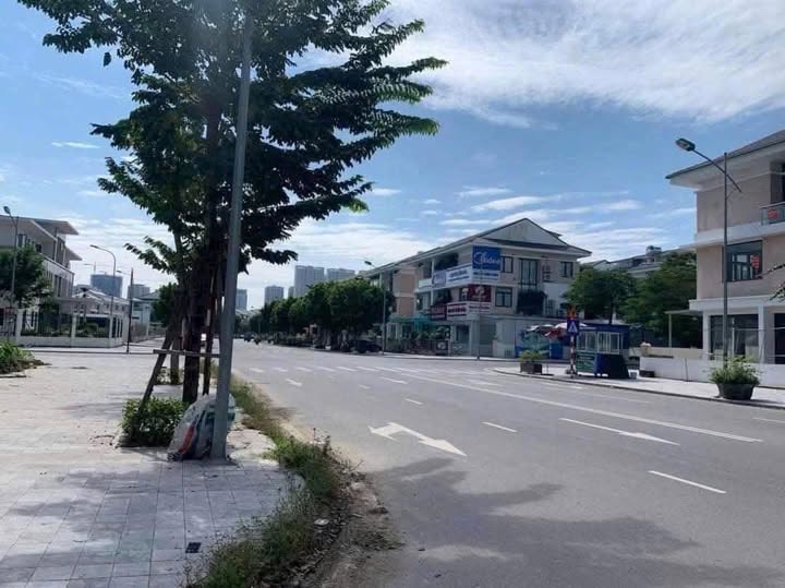 Bán đất LK16,17,18AB Dương Nội - Hà Đông, 2 mặt thoáng, sổ đỏ, gần Aeon Mall