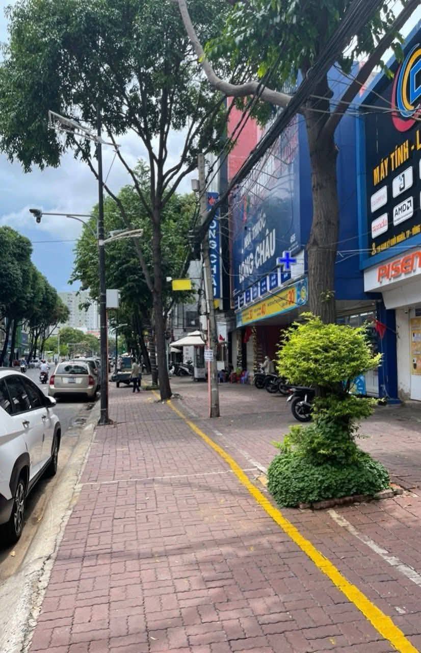 Bán nhà 1 trệt 1 lầu mặt tiền Nam Kỳ Khởi Nghĩa - Vũng Tàu, 273,5m2, ngang 7,35m, giá 36 tỷ