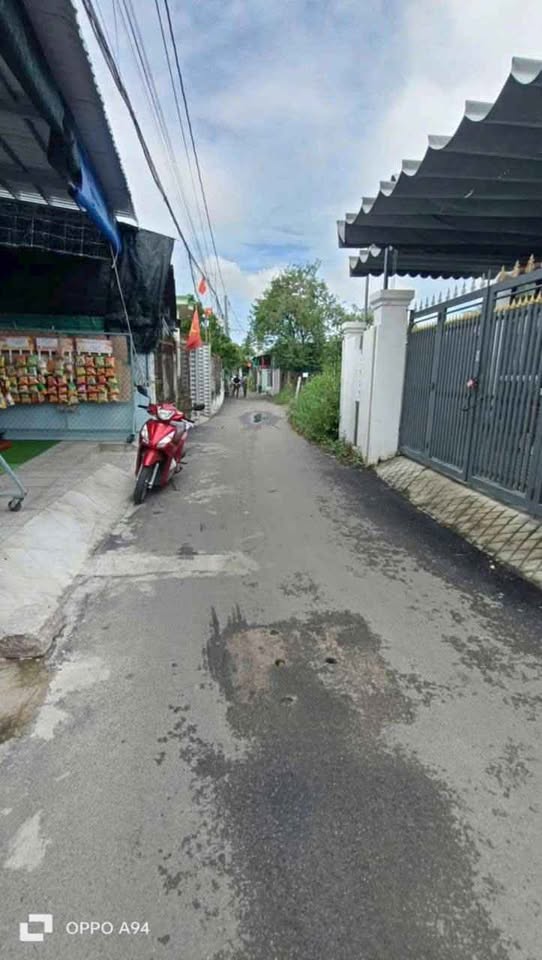 Siêu phẩm nhà đẹp tại Phước Hưng, Long Hải, hẻm xe hơi, giá 2,25 tỷ