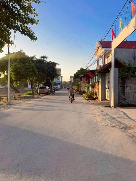 Đất xịn sò, sổ sẵn, giá ib liền tay