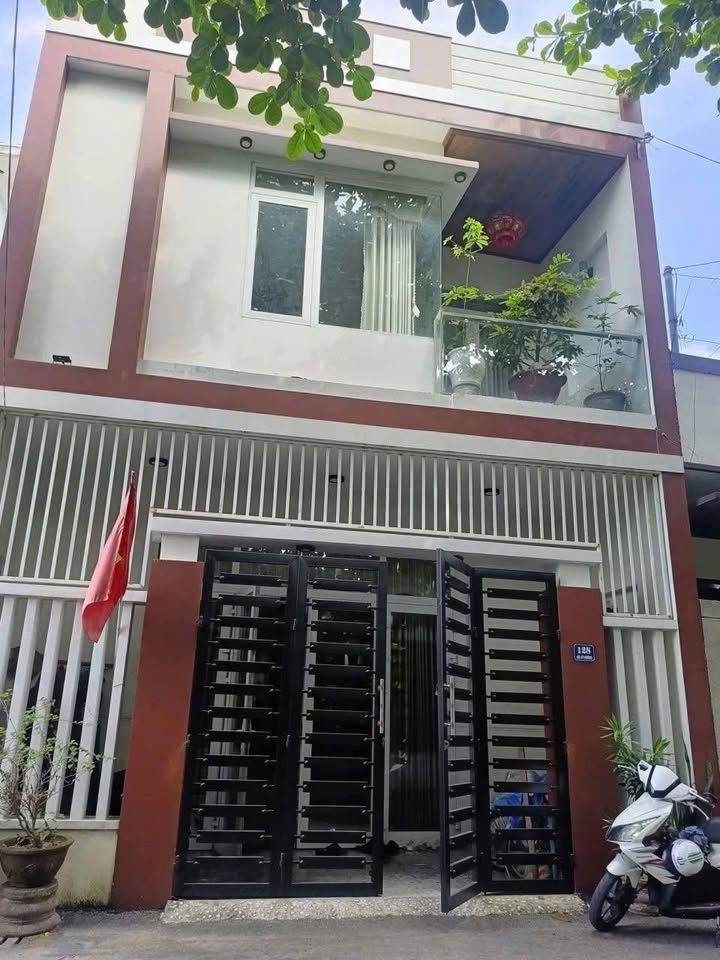 Nhà kiệt Nguyễn Hoàng - 79m2 - Hơn 4 tỷ - Đà Nẵng