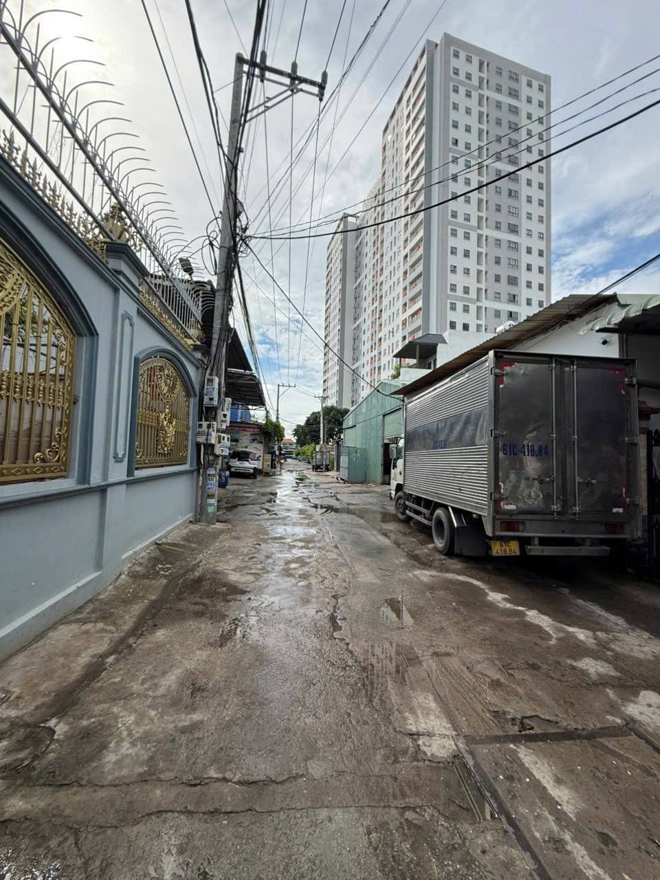 Bán đất mặt tiền Trần Hưng Đạo, Bình Dương, 163m2, đường 6m, ô tô tránh