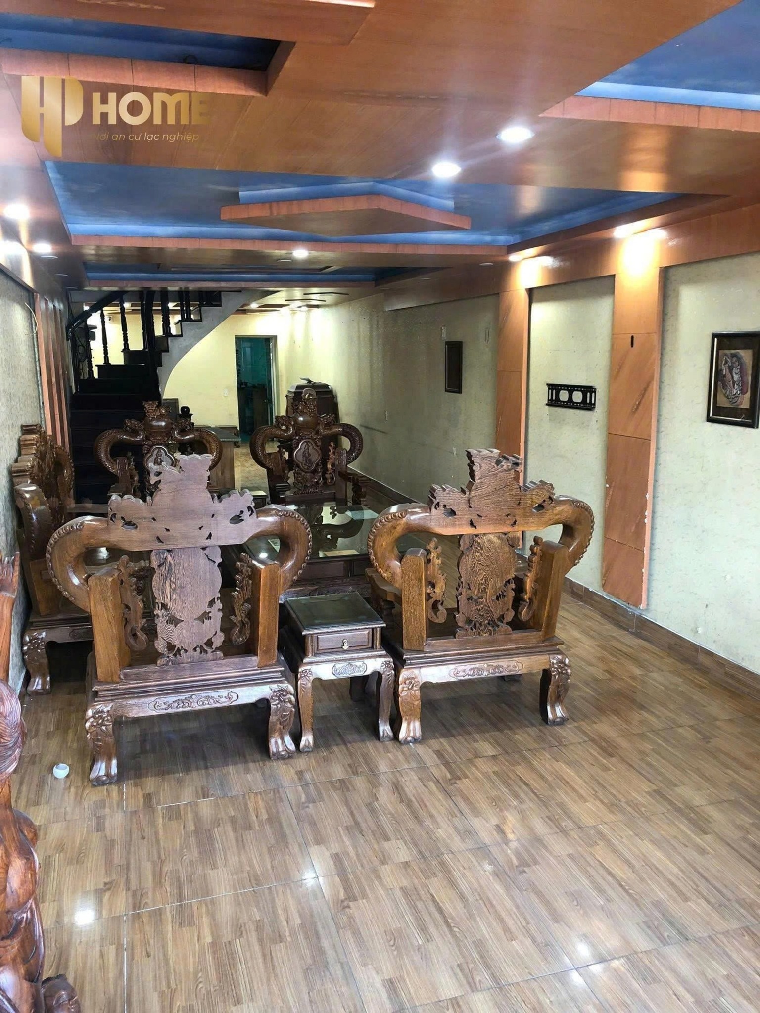 Cho thuê nhà mặt đường Lê Thánh Tông, 7 phòng ngủ, đủ đồ, giá 15 triệu/tháng