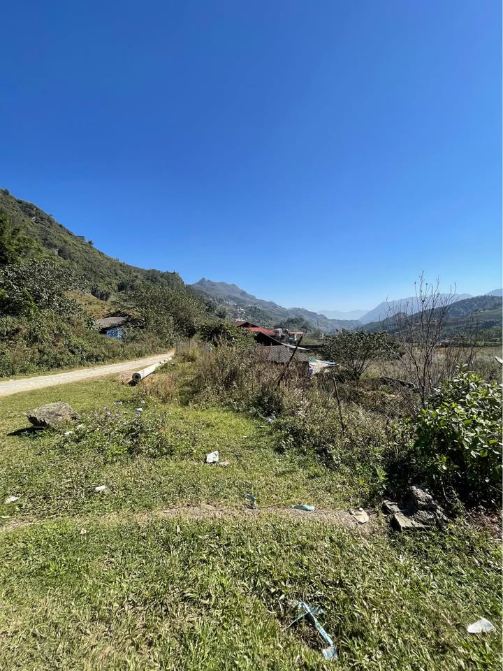 Mảnh đất vàng Cát Cát view núi, mặt tiền rộng, tiềm năng kinh doanh