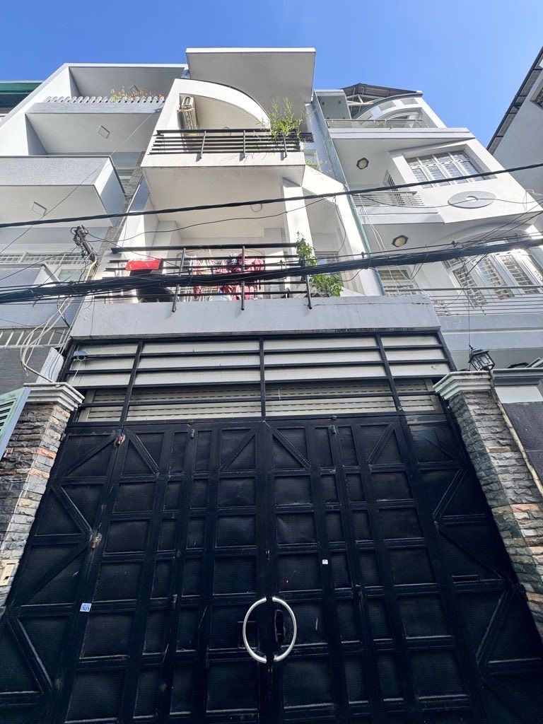 Nhà 7 ngủ khu sân bay, 4 tầng, hơn 13 tỷ, thu nhập 40 triệu/tháng