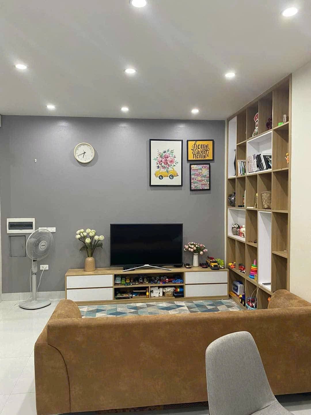 Nhà kiến trúc sư 5 tầng, 38m2, cạnh ô tô tránh tại Quang Trung, Hà Nội, giá 7 tỷ