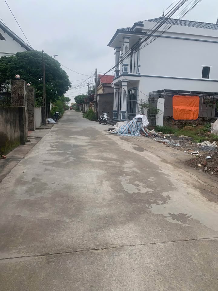 Đất góc xịn sò, mặt tiền siêu rộng, làm gì cũng tiện