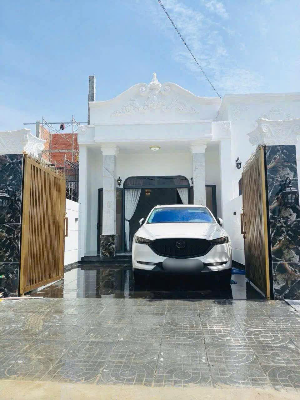 Bán nhà tân cổ điển, giá 2 tỷ, ngang 5m tại Long Điền, Bà Rịa - Vũng Tàu