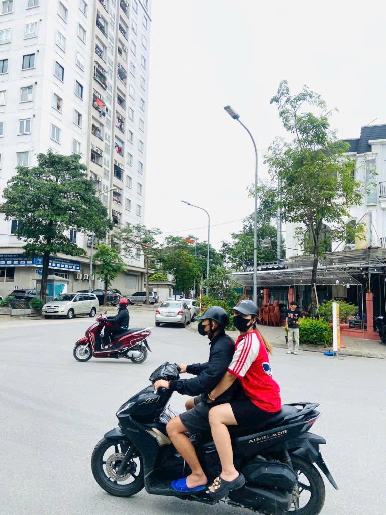 Nhà 8 tầng kinh doanh VIP Kim Giang 50m, 8 tầng, 12 phòng khép kín, 750 triệu/năm