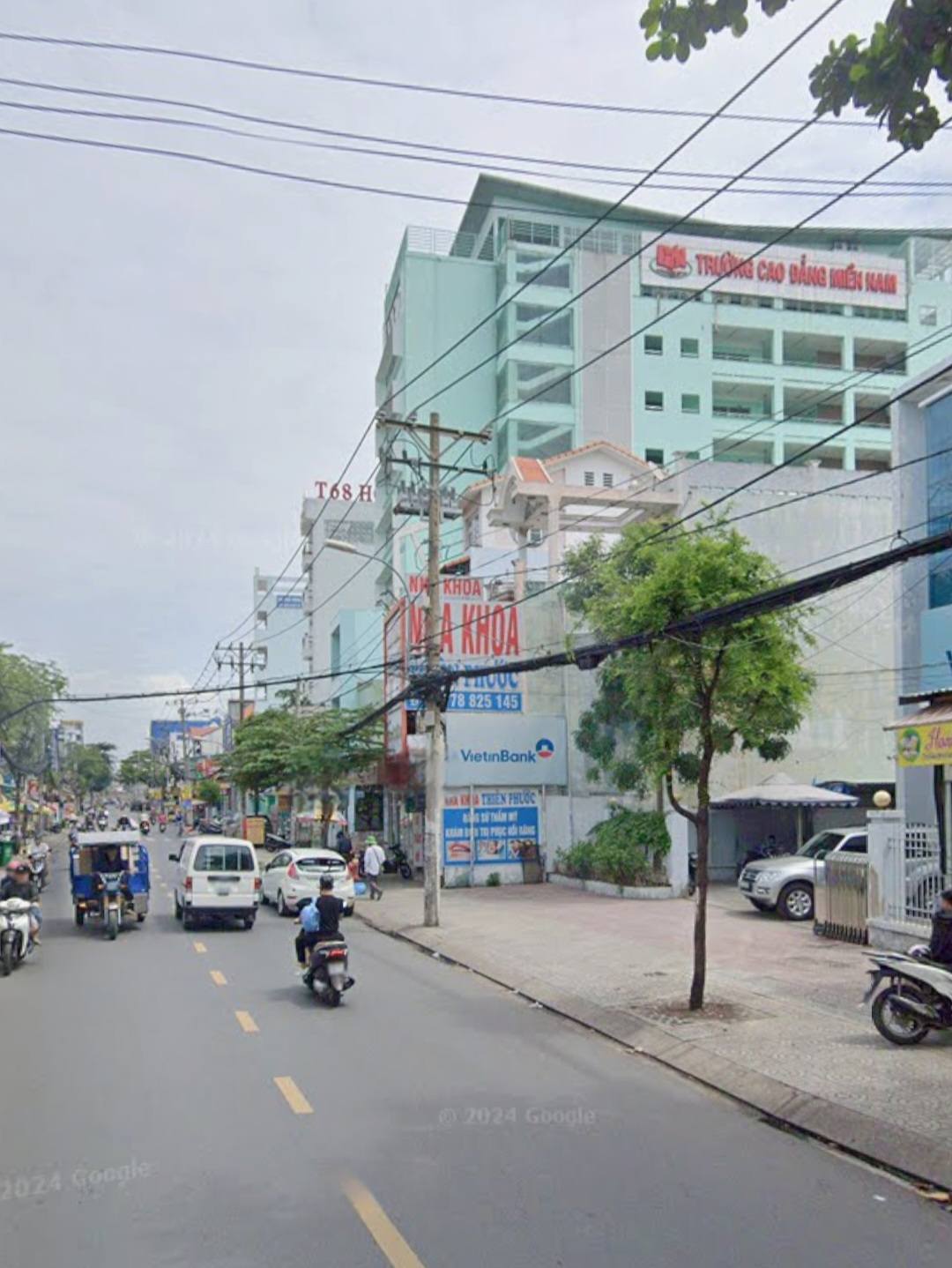 Nhà 3 tầng mới, hẻm xe hơi sát mặt tiền Nguyễn Văn Khối, Gò Vấp 5 phòng ngủ