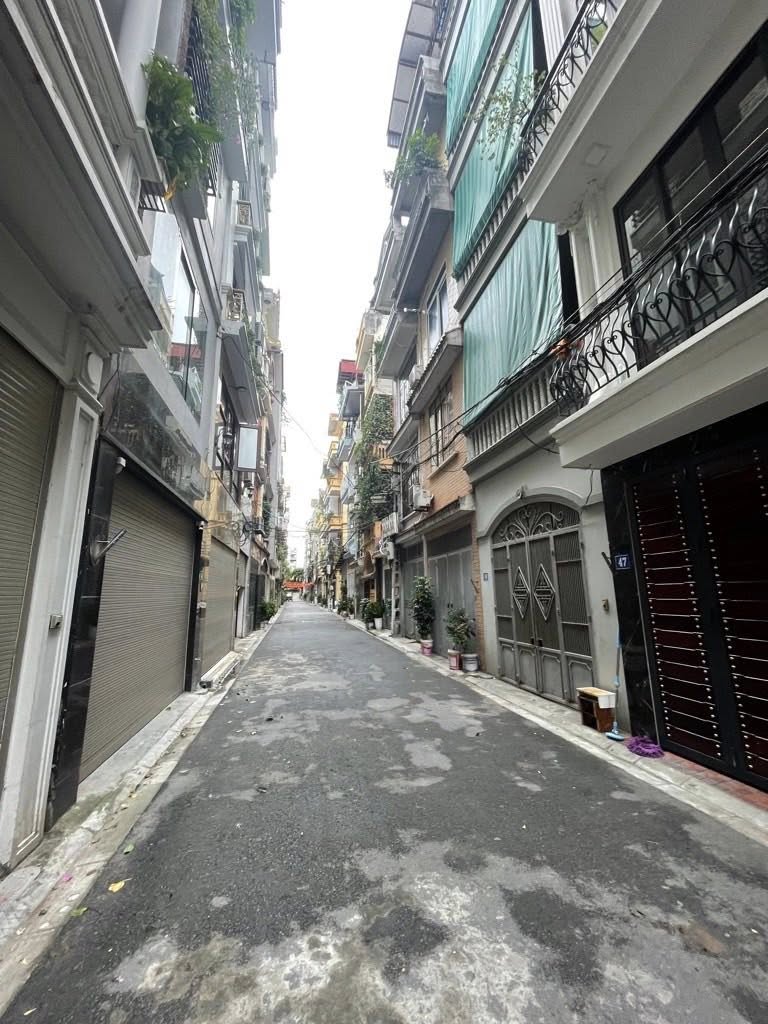 Siêu phẩm nhà phân lô cán bộ thị trấn Sài Đồng, Long Biên, ngõ ô tô tránh