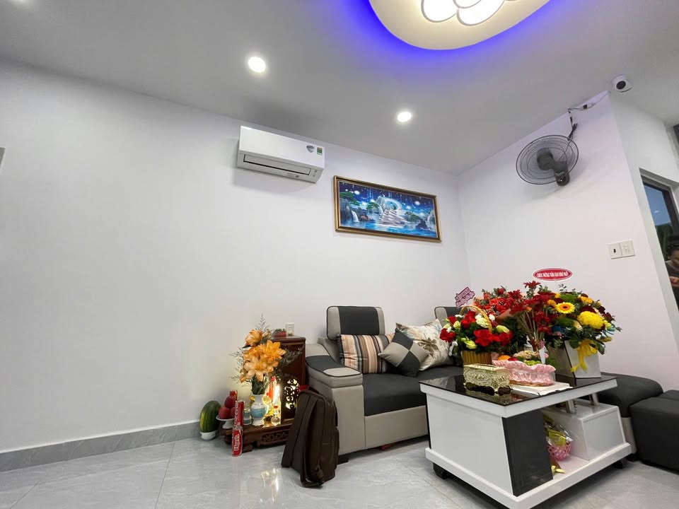 Cần bán gấp căn nhà gần biển Nha Trang - 34.8m2 - 2.5 tỷ