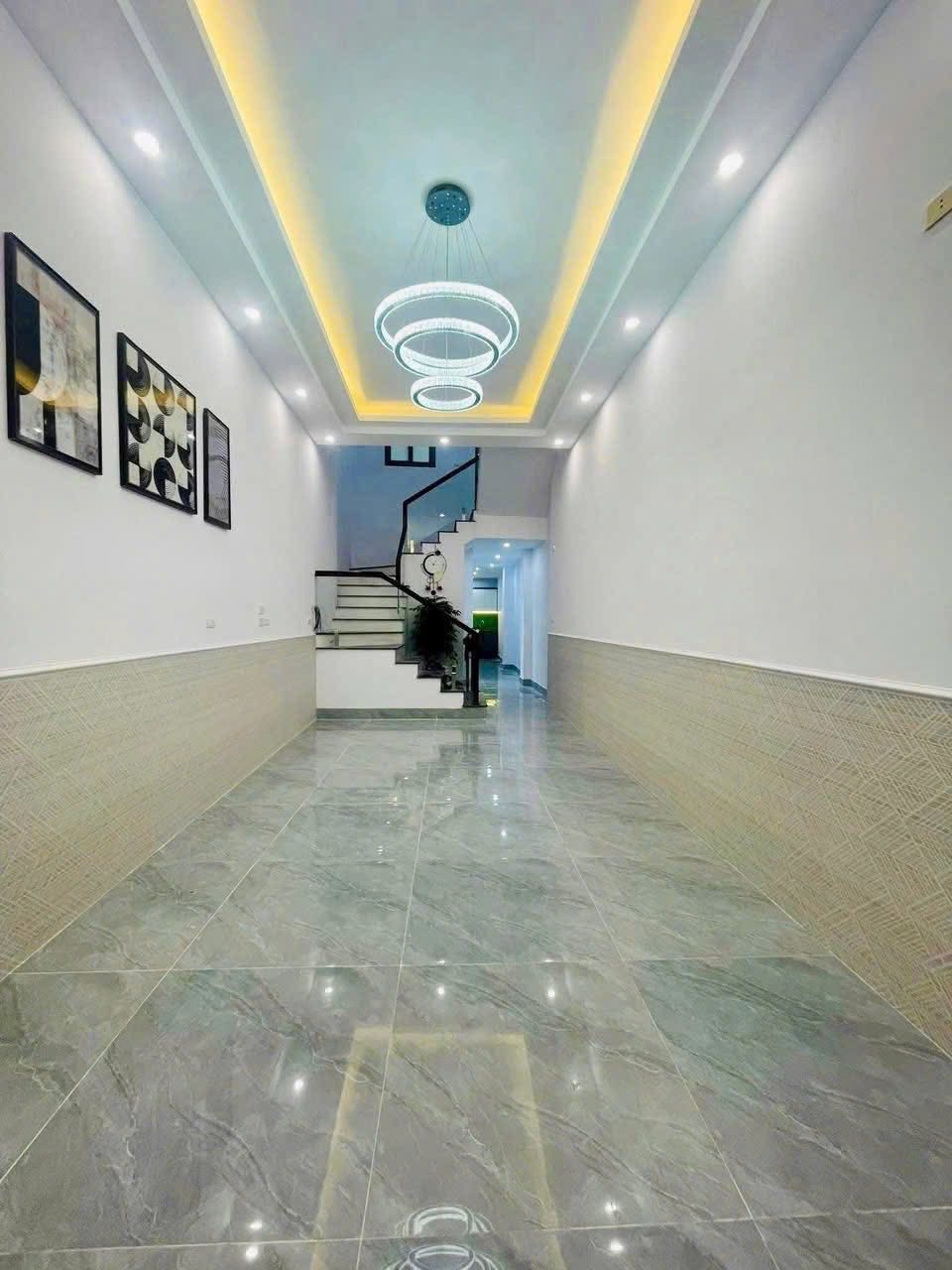 Nhà 2 tầng kiên cố, 54m2, full đồ cơ bản, ô tô vào nhà tại Lều Văn Minh, Bắc Giang